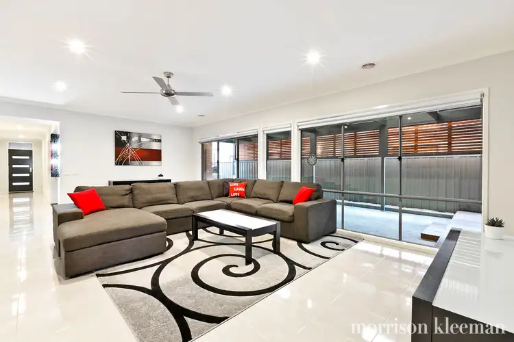 Sixth view of Homely house listing, 2 Torbreck Ave, South Morang VIC 3752