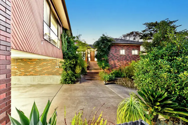 56 Corowa Crescent, Greensborough VIC 3088