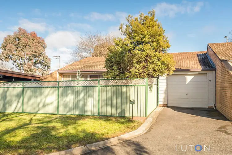 18 Warring Place, Giralang ACT 2617