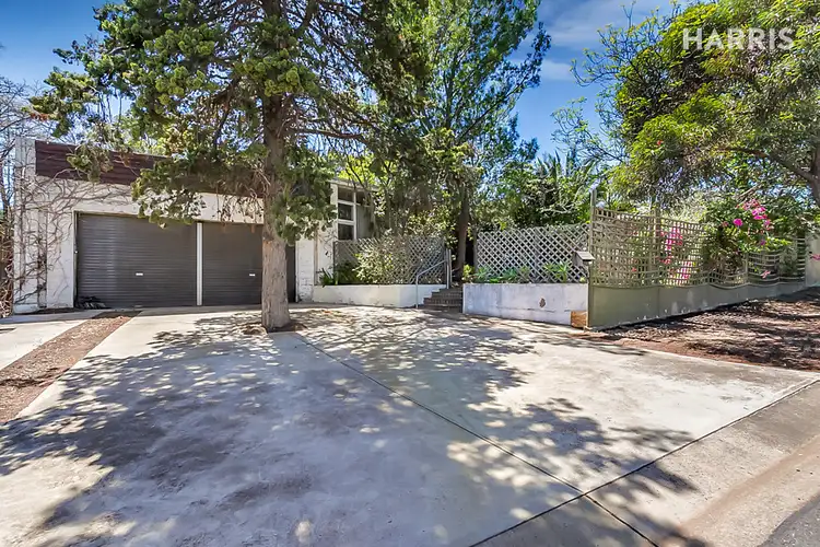 4 Julie Road, Para Hills SA 5096