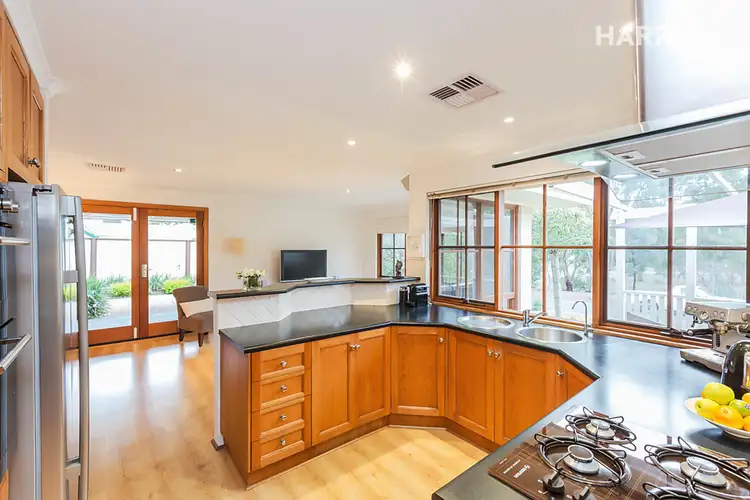 Second view of Homely house listing, 10 Quinway Court, Hallett Cove SA 5158