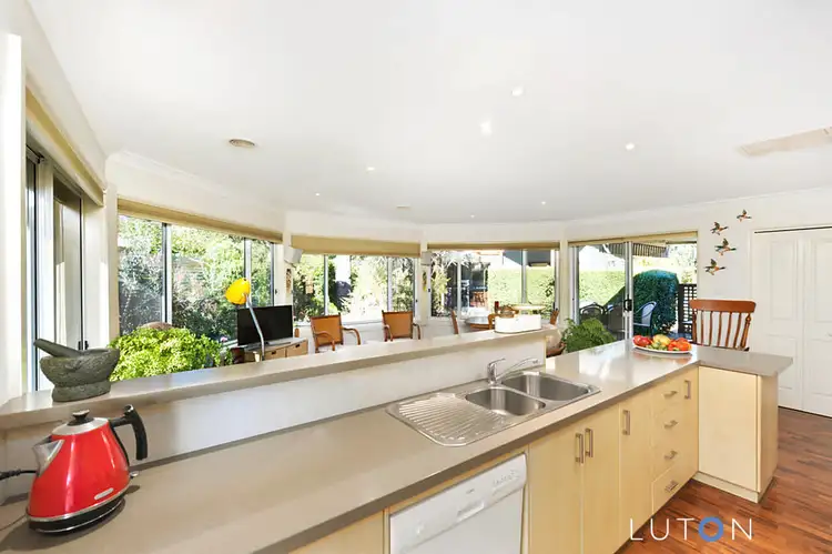 38 Irvine  Street, Watson ACT 2602