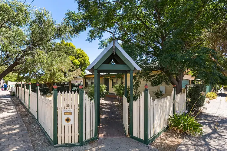 33 Fosters Road, Greenacres SA 5086