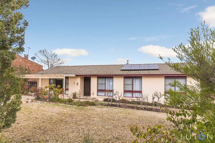 6 Rubbo Crescent, Weston ACT 2611