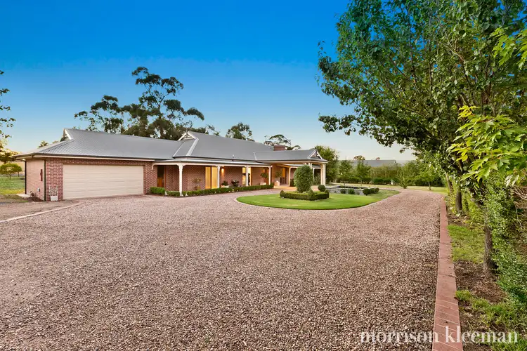 18 Pinehill Way, Doreen VIC 3754