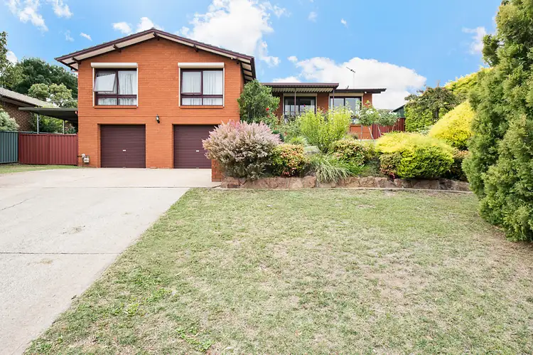 24 Holden Crescent, Wanniassa ACT 2903