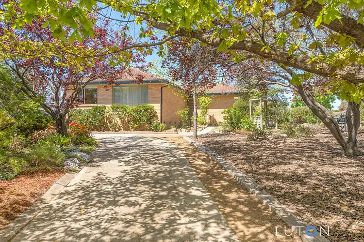 14 Mirbelia Crescent, Rivett ACT 2611