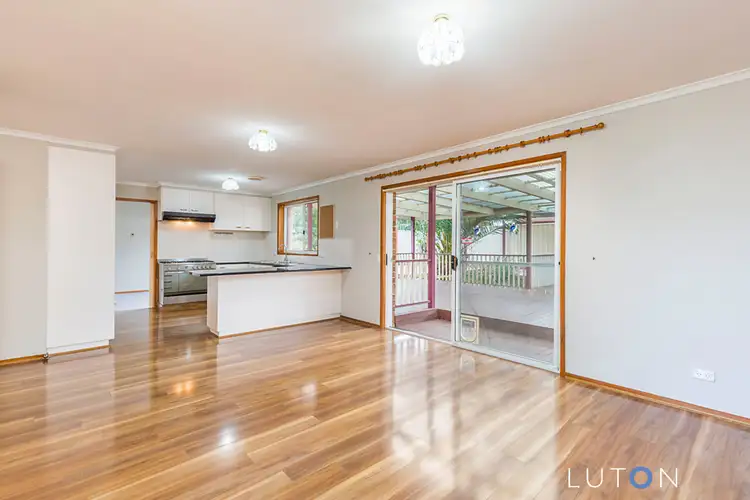 Fifth view of Homely house listing, 2 Noel Ryan Gardens, Gordon ACT 2906