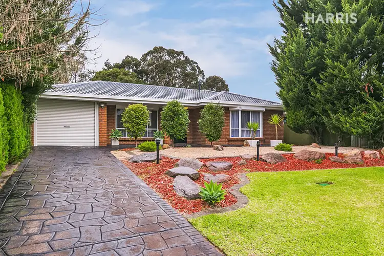 17 Deborah Road, Aberfoyle Park SA 5159