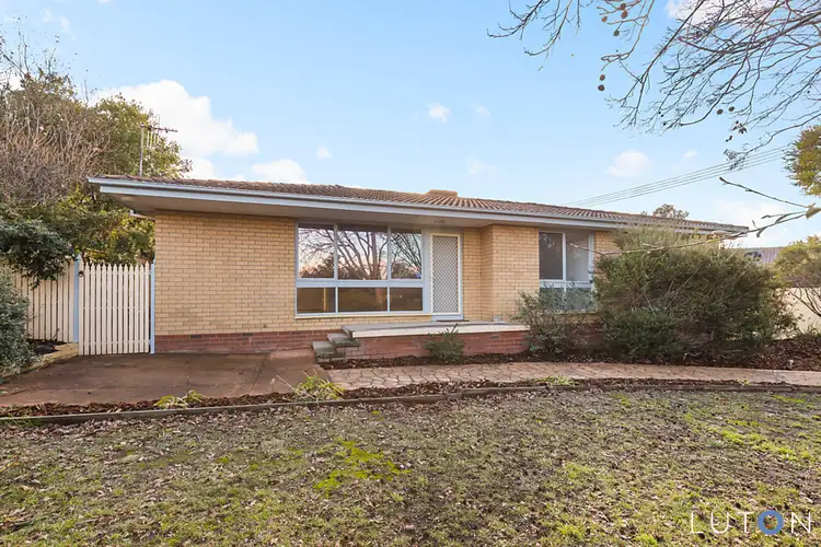 4 Lloyd Place, Kambah ACT 2902