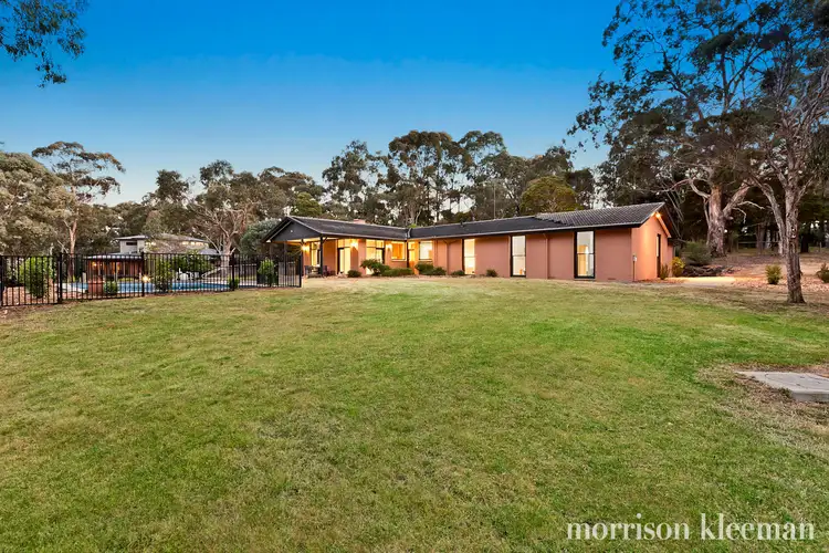 2 Cooinda Place, Eltham VIC 3095