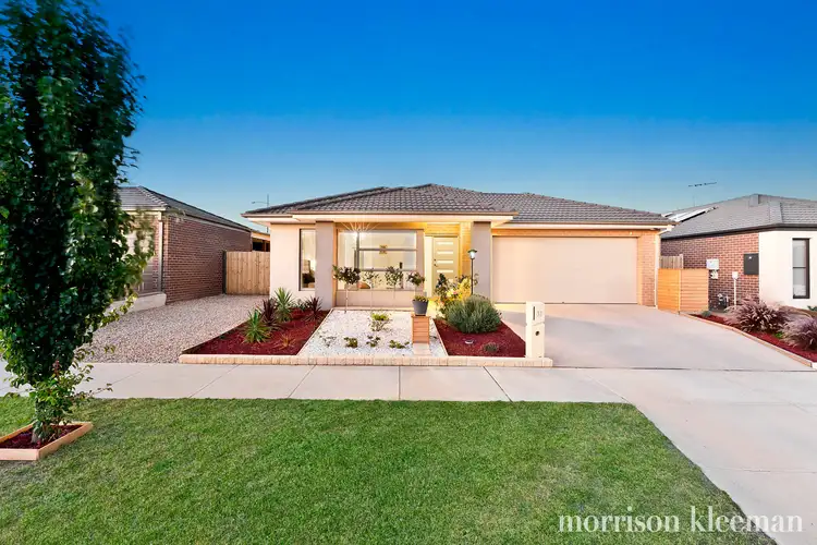 32 Woorawa Drive, Doreen VIC 3754