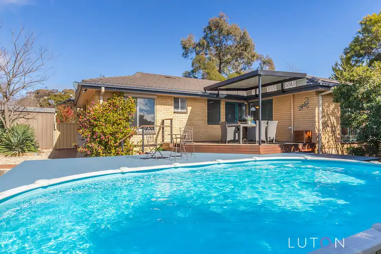 19 Shenton Crescent, Stirling ACT 2611