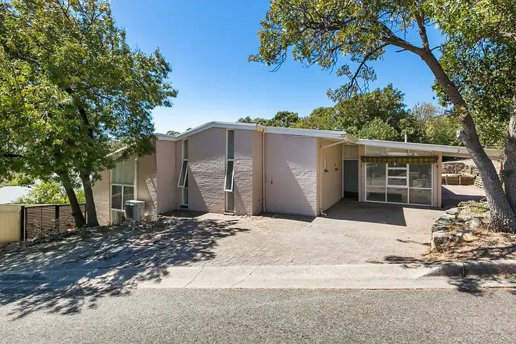17 Heathfield Road, Bellevue Heights SA 5050