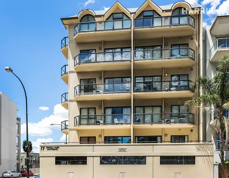 1/17 Colley Terrace, Glenelg SA 5045