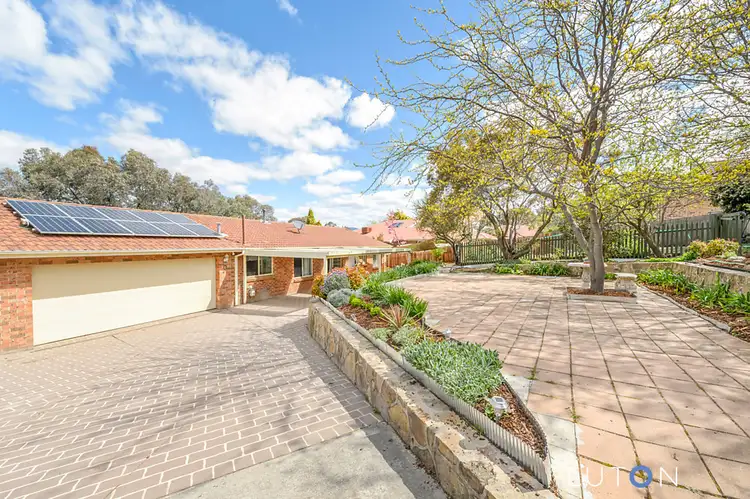 9 Mailey Retreat, Gordon ACT 2906