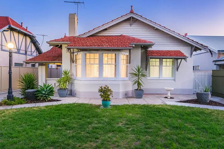 5 Maxwell Terrace, Glenelg East SA 5045