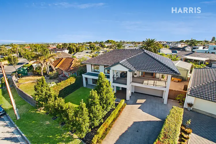 5 Cambridge Avenue, West Beach SA 5024