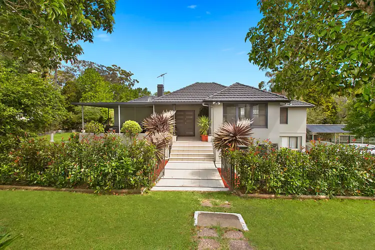 6 Carbeen Avenue, St Ives NSW 2075