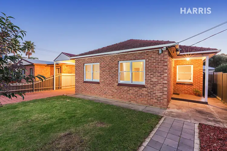 15 Barry Road, Oaklands Park SA 5046