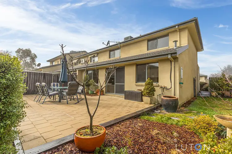 9/15 Oxenham Circuit, Gordon ACT 2906