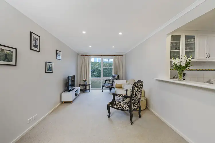 Fourth view of Homely house listing, 9 Gilmore Crescent, Garran ACT 2605