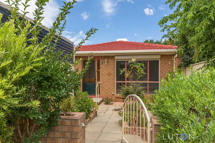 8 Enright Crescent, Florey ACT 2615