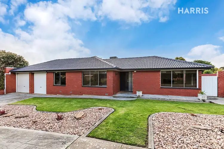 1 Dobell Court, Trott Park SA 5158