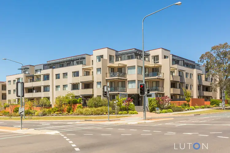 4/58 Eileen Good Street, Greenway ACT 2900