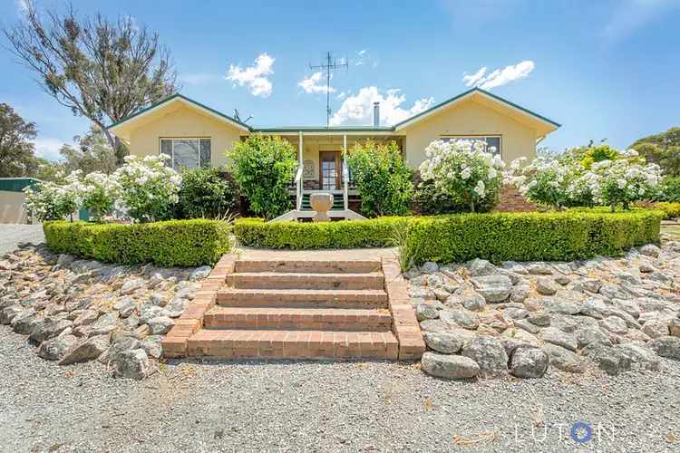 32 Collingwood  Close, Bungendore NSW 2621