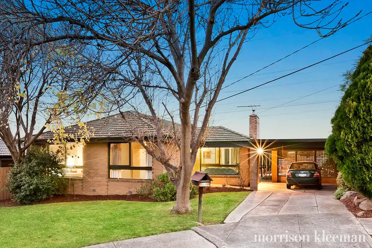 25 Bimbadeen Crescent, Yallambie VIC 3085