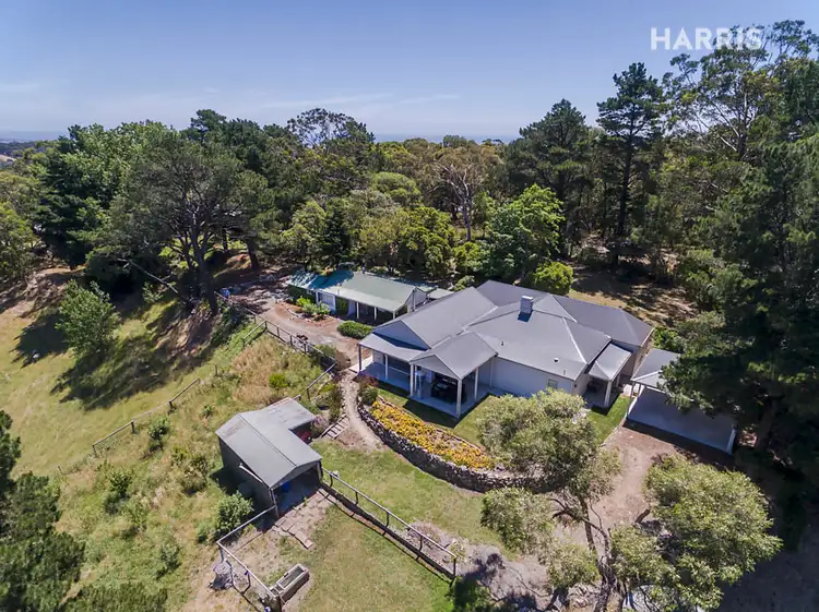 61 Emmett Road, Crafers West SA 5152