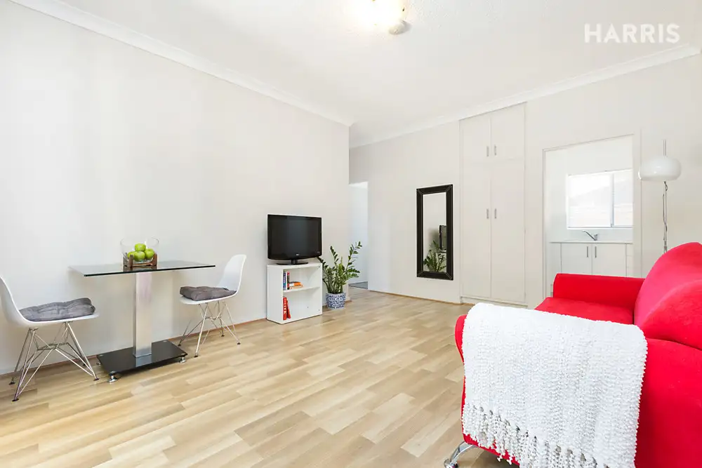 Main view of Homely unit listing, 2/6 Jeffrey Street, Brooklyn Park SA 5032