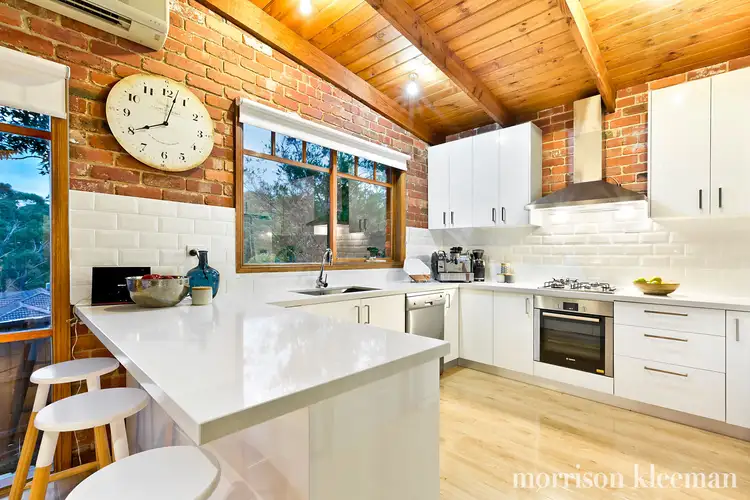 14 Corowa Crescent, Greensborough VIC 3088