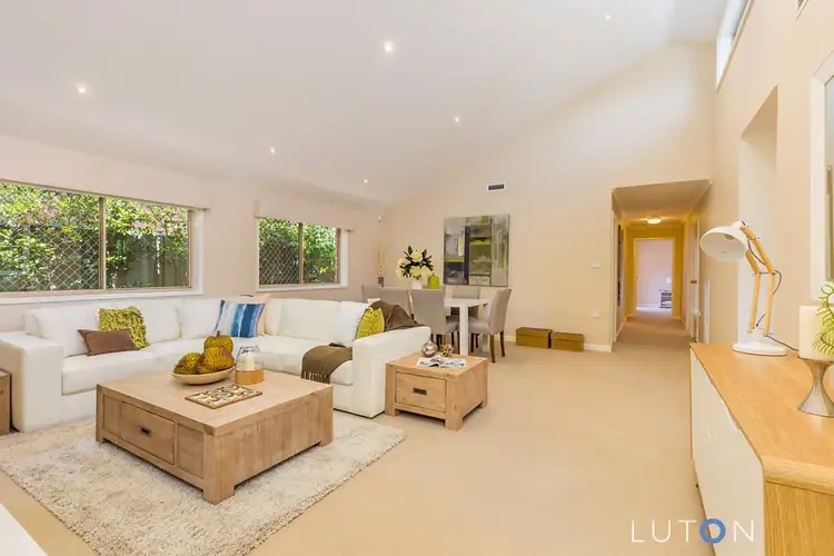 80 Jervois Street, Deakin ACT 2600