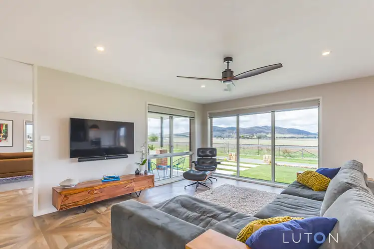 24 Simms Drive, Bungendore NSW 2621