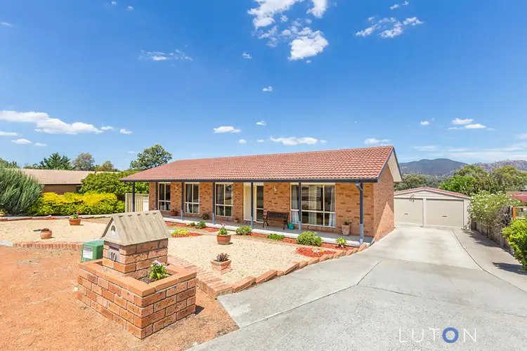 10 Beaufort Retreat, Gordon ACT 2906