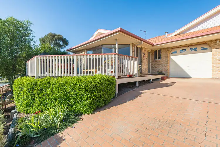 2/3 Cripps Place, Gordon ACT 2906