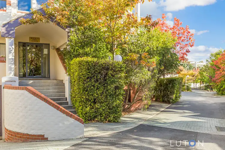 4/1 Tauss Place, Bruce ACT 2617