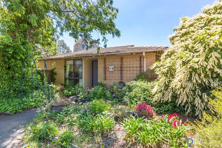 13 Waterfield Place, Charnwood ACT 2615