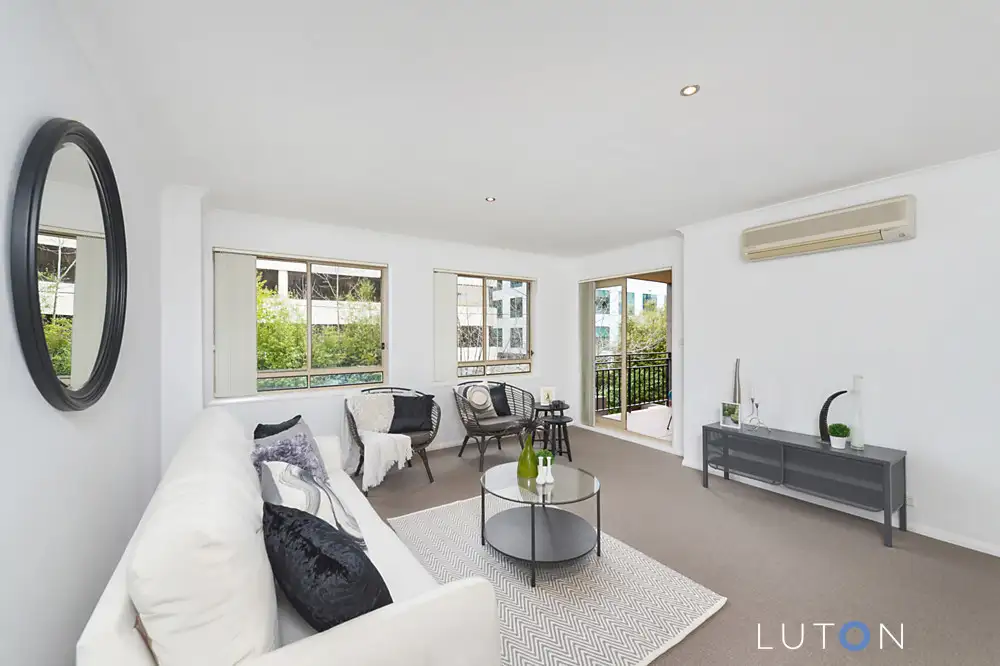 Main view of Homely unit listing, 17/40 Moore Street, Turner ACT 2612