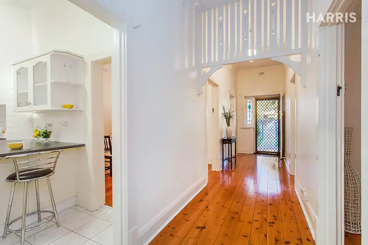 Fifth view of Homely house listing, 2 Selkirk Avenue, Seaton SA 5023