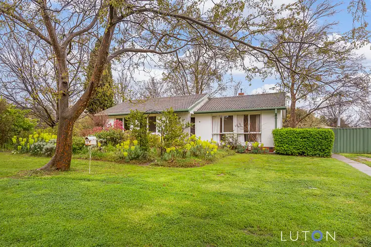 30 Piddington Street, Watson ACT 2602