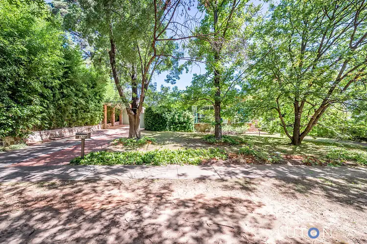128 Schlich Street, Yarralumla ACT 2600