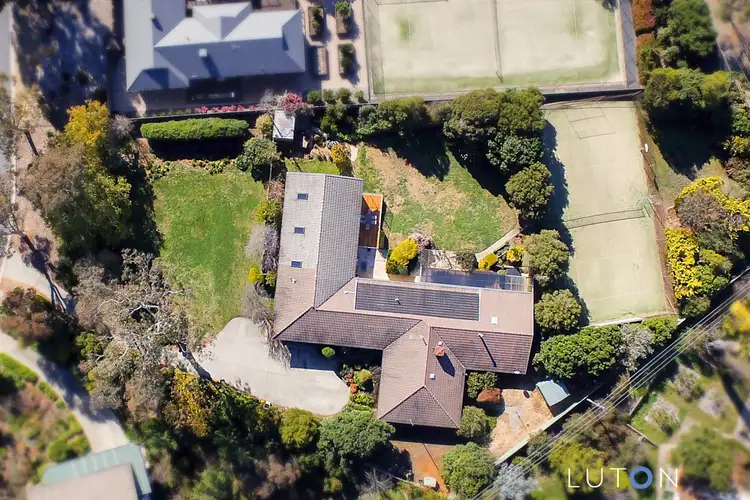 17 McLachlan Crescent, Weetangera ACT 2614