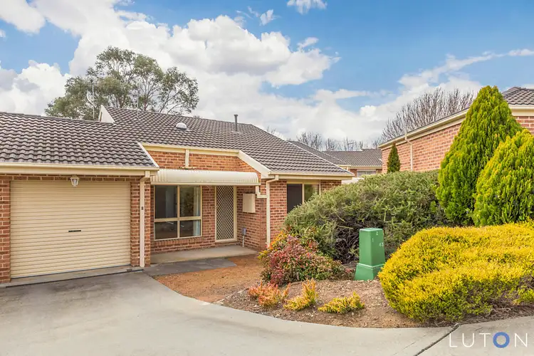 8/2 Lander Crescent, Amaroo ACT 2914