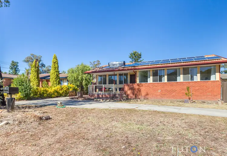 4 Pennefather Street, Higgins ACT 2615