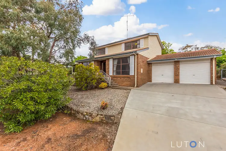 16 Bingley Crescent, Fraser ACT 2615