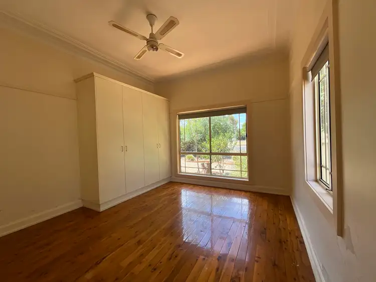 Fifth view of Homely house listing, 8 Gunbar Street, Griffith NSW 2680