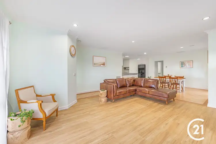 Second view of Homely house listing, 2/1 Elizabeth Street, Echuca VIC 3564
